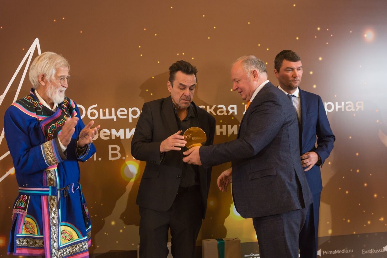 Победителем в номинации "Длинная проза" стал Евгений Мамонтов. Фото: ИА PrimaMedia